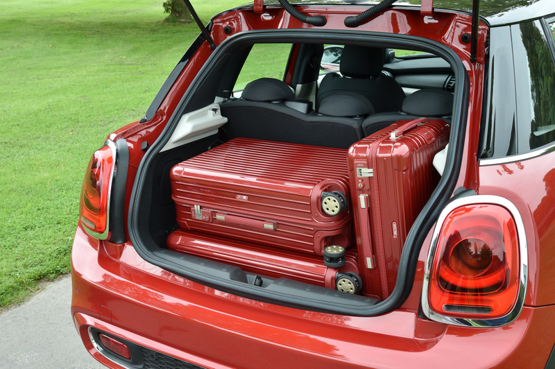 Illustration for article titled The New MINI 5 Can Fit All The Clowns But Isn't Nearly As Amusing